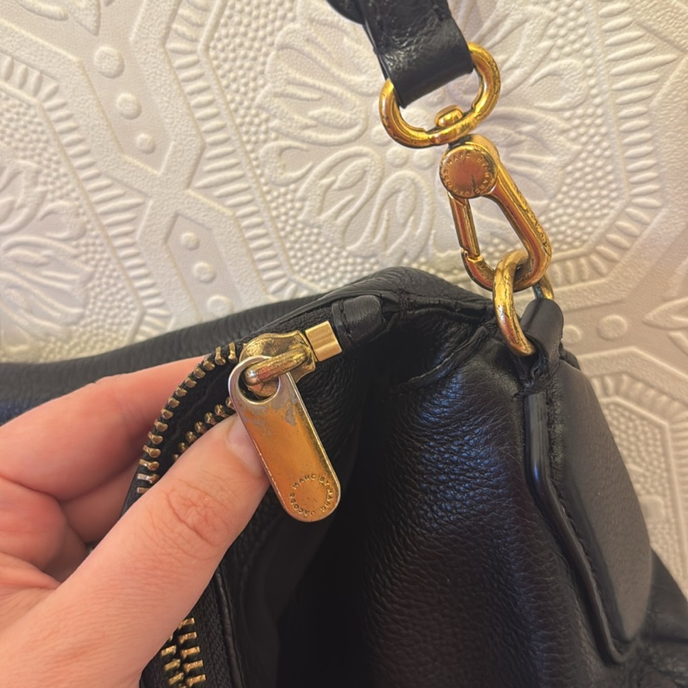 SOLD Marc by Marc Jacobs Natasha Crossbody Black Leather Shoulder Bag with Gold - Picture 5 of 12